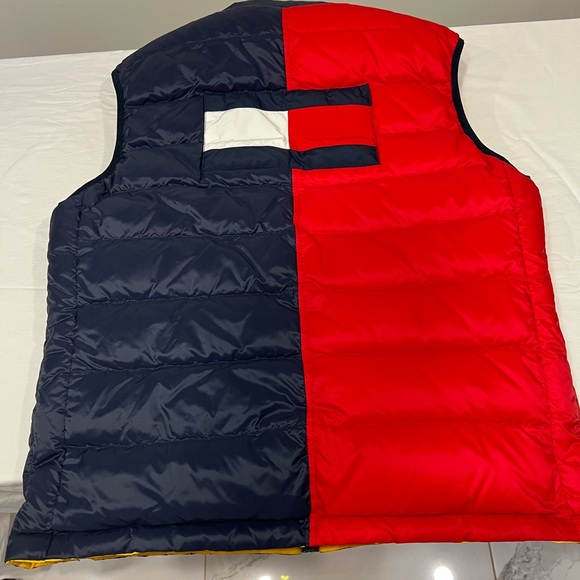 Tommy Hilfiger reversible down vest Men’s Size Large - Picture 9 of 9
